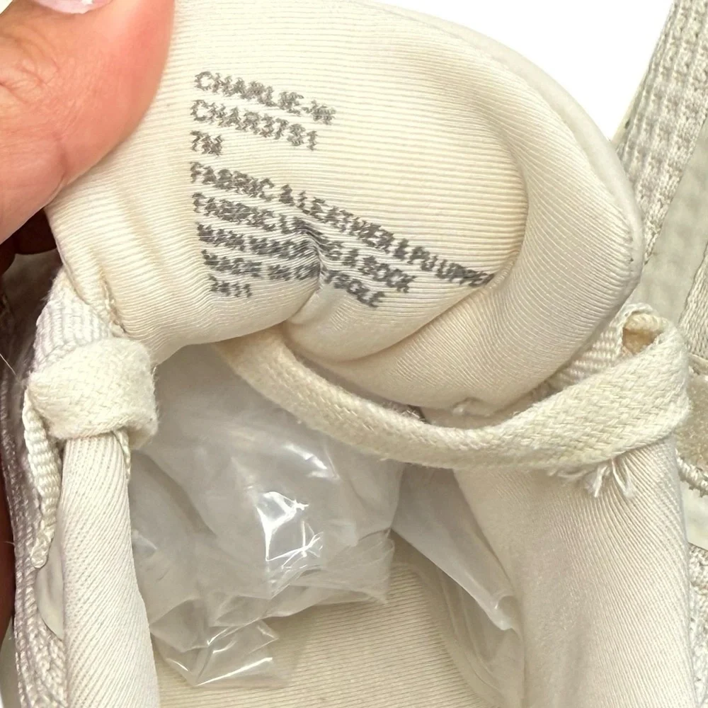 Steve Madden Charlie Sneaker‎ Women’s 7 White Platform Casual Lace Up Shoes